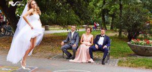 Plener ślubny videomirków w parku