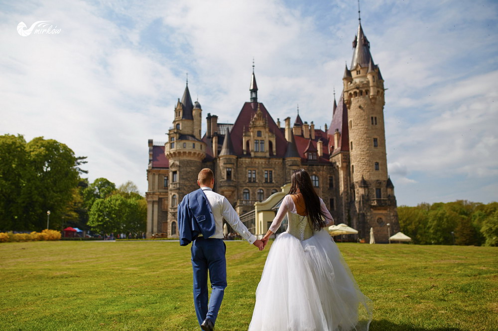 Plener ślubny videomirków zamek w Mosznej